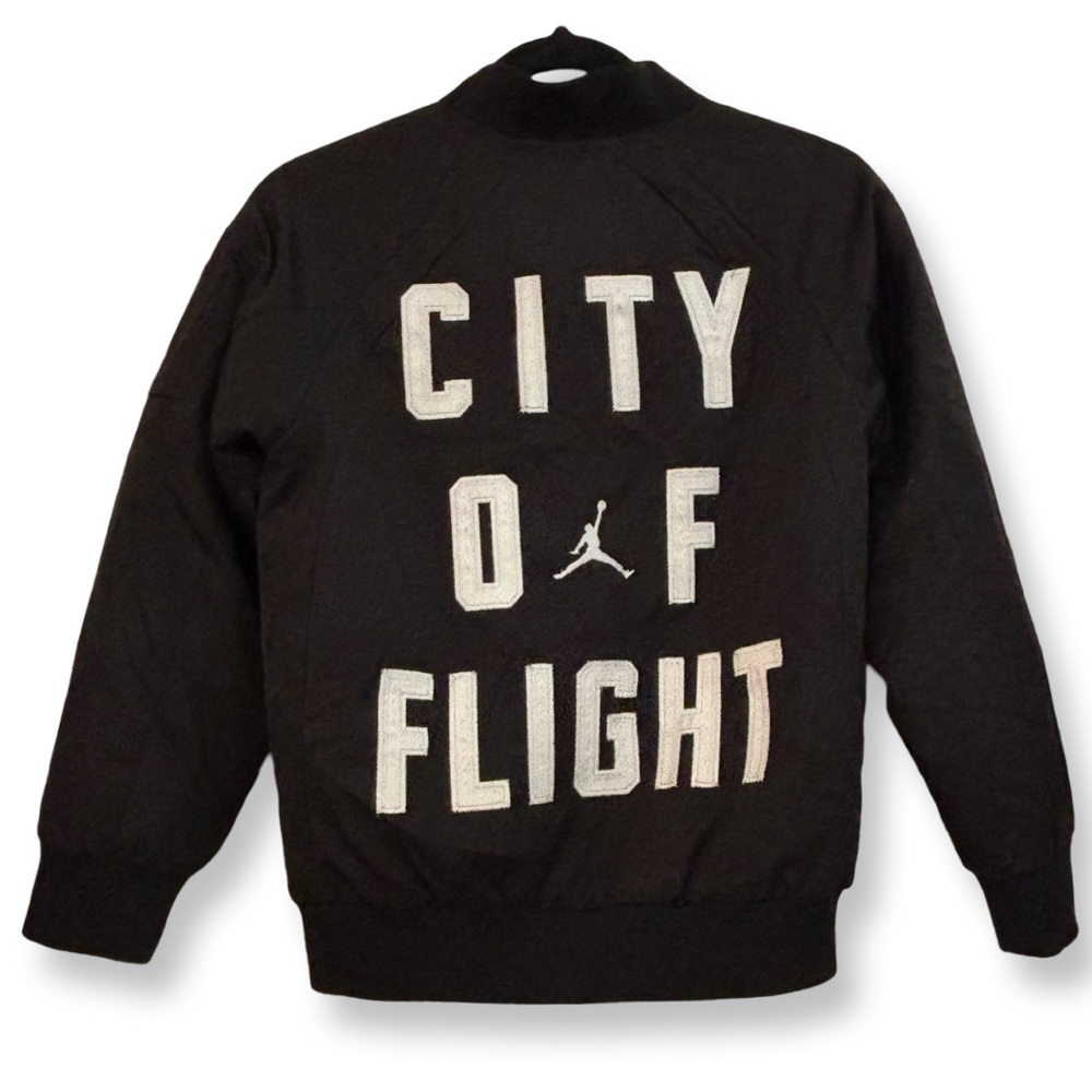 Nike Boys Air Jordan City of Flight Reversible Bomber Puffer Jacket Medium 10-12